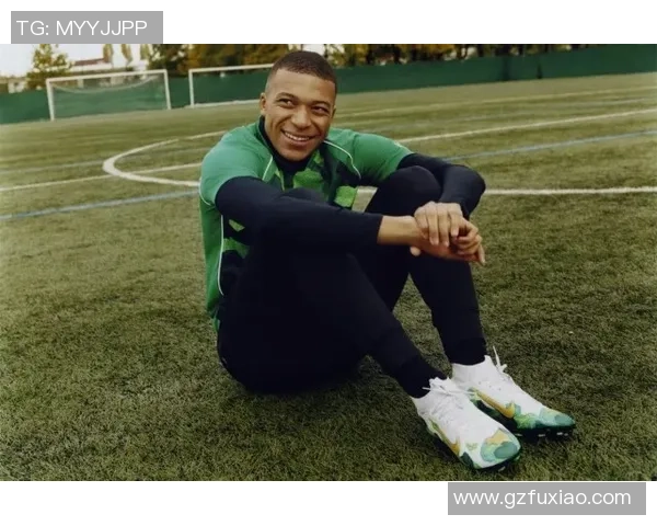 足球球星专属足球鞋设计背后的科技与灵感探索