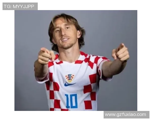 最新足球明星发型大盘点 从莫德里奇到哈兰德潮流发型全解析